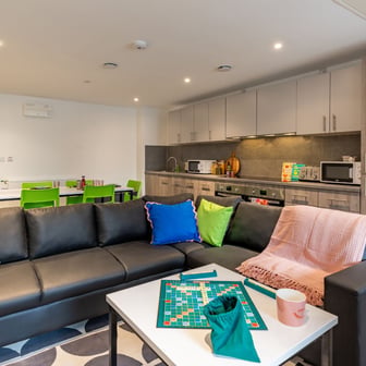 Bronze En Suite - Image 8